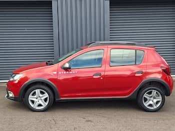 Used Dacia Sandero Stepway 2017 for sale - 79586861: Photo