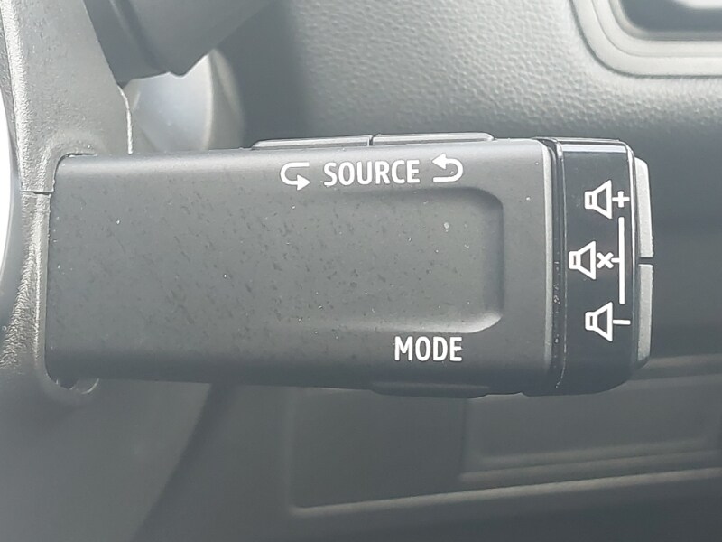 Used Renault Captur 2023 for sale - 78156057: Photo 16