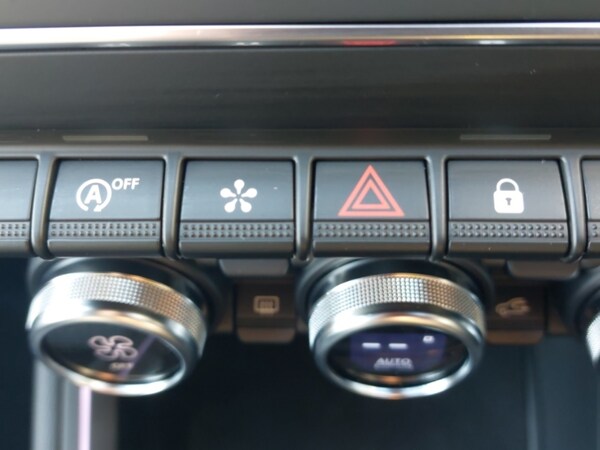 Used Renault Clio 2025 for sale - 76233766: Photo 19