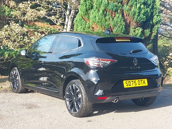 Used Renault Clio 2025 for sale - 76233766: Photo 3