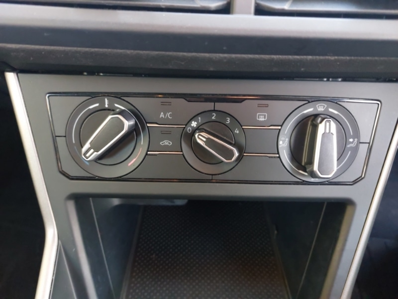 Used Volkswagen Polo 2018 for sale - 76369711: Photo 10