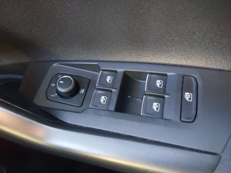 Used Volkswagen Polo 2018 for sale - 76369711: Photo 13