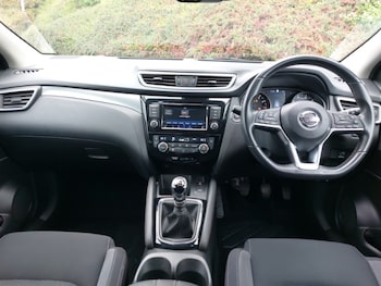 Used Nissan Qashqai 2019 for sale - 76258487: Photo 2
