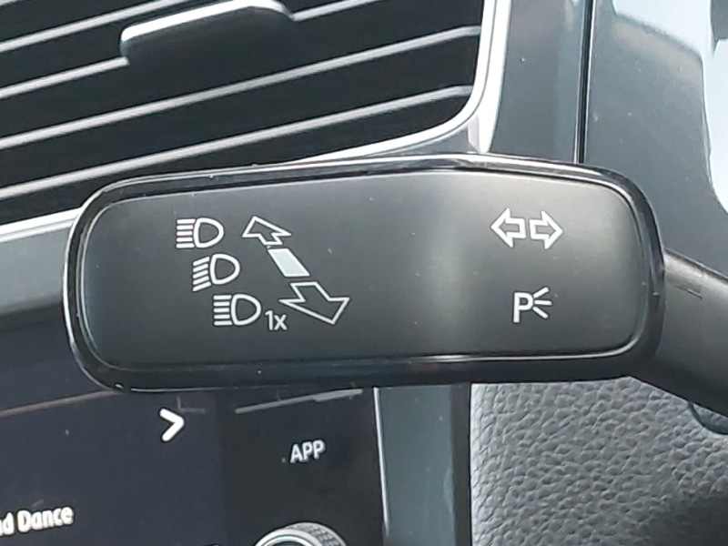 Used Volkswagen Golf 2018 for sale - 77105509: Photo 12