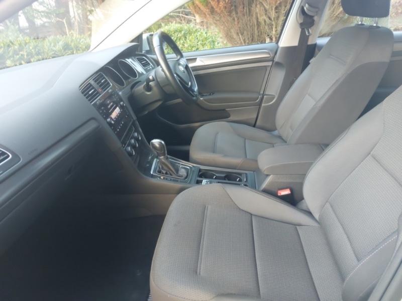 Used Volkswagen Golf 2018 for sale - 77105509: Photo 5