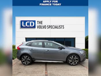 Used Volvo V40 Cross Country 2018 for sale - 79764417: Photo