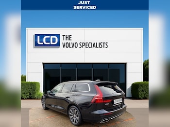 Used Volvo V60 2018 for sale - 78663497: Photo