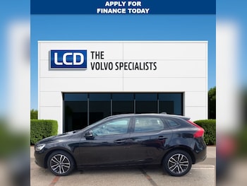 Used Volvo V40 2018 for sale - 78738471: Photo