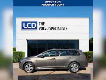 Used Volkswagen Golf 2014 for sale - 79103615: Photo