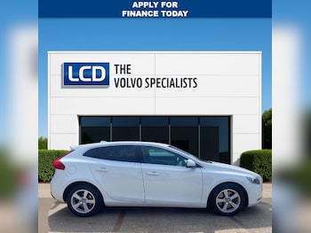 Used Volvo V40 2012 for sale - 78749447: Photo