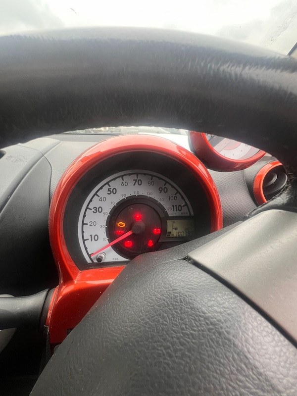 Used Toyota AYGO 2013 for sale - 75656141: Photo 6