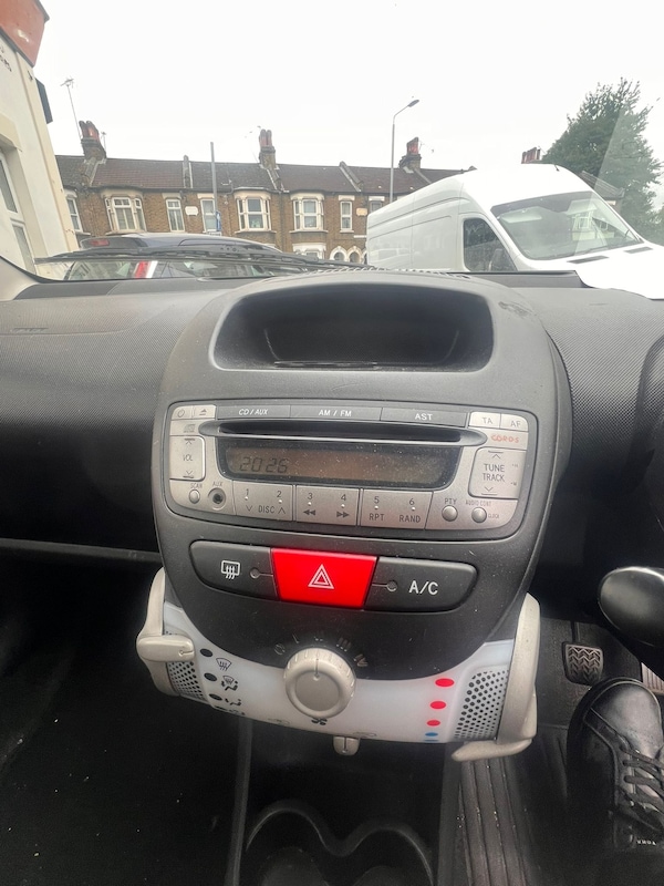 Used Toyota AYGO 2013 for sale - 75656141: Photo 7