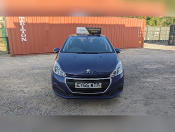 Used Peugeot 208 2016 for sale - 75553074: Photo