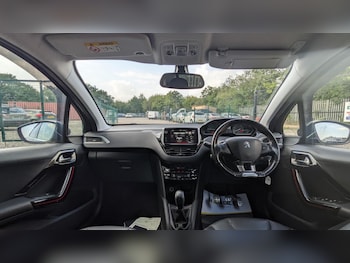 Used Peugeot 208 2016 for sale - 75553146: Photo