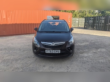 2014 (63) - 1.4T 16V Exclusiv Euro 5 5dr