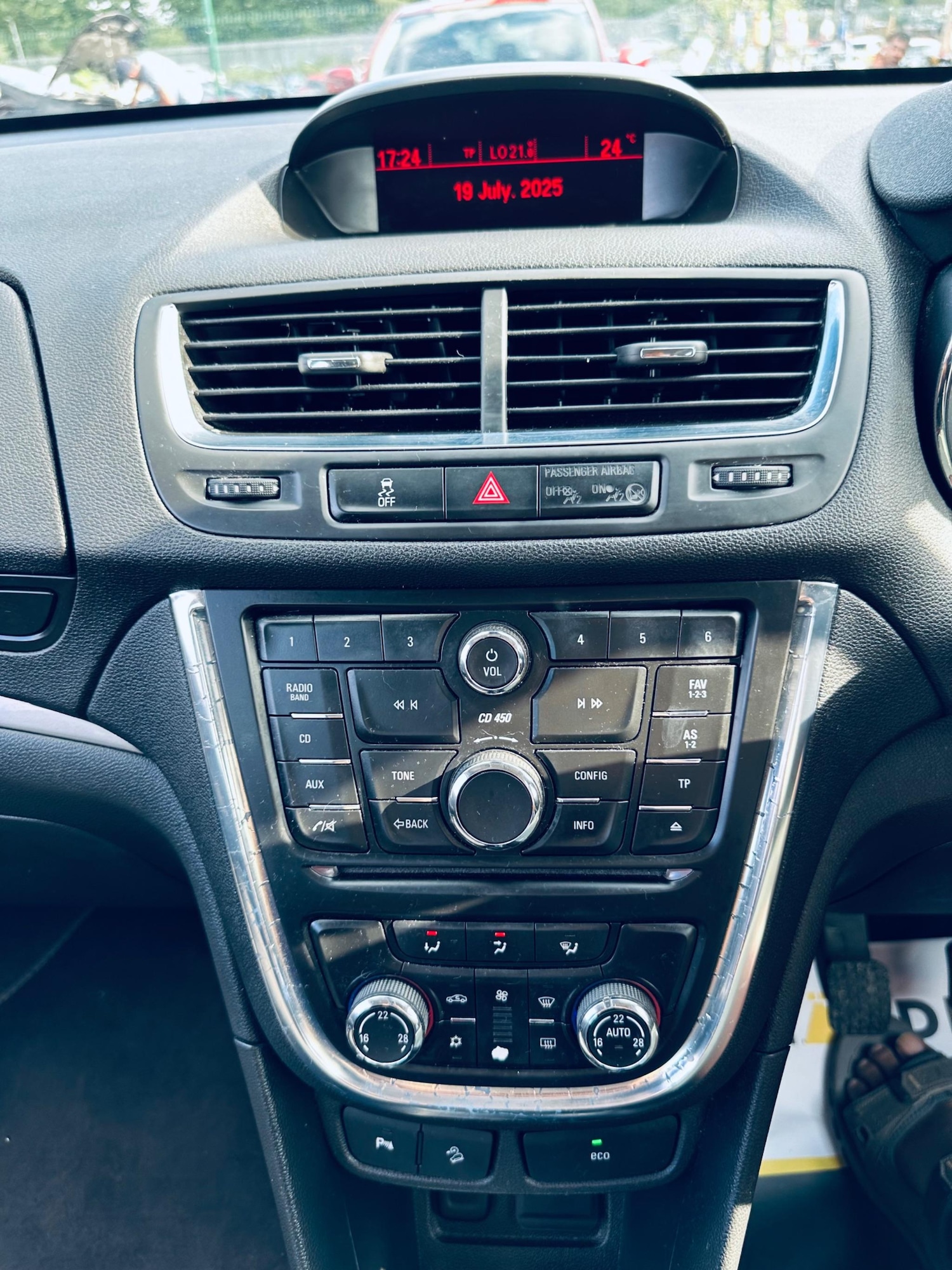 Vehicle 22