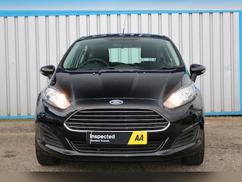 Used Ford Fiesta 2014 for sale - 79305100: Photo