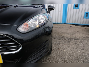 Used Ford Fiesta 2014 for sale - 79305100: Photo