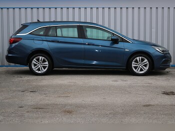 Used Vauxhall Astra 2018 for sale - 79305085: Photo