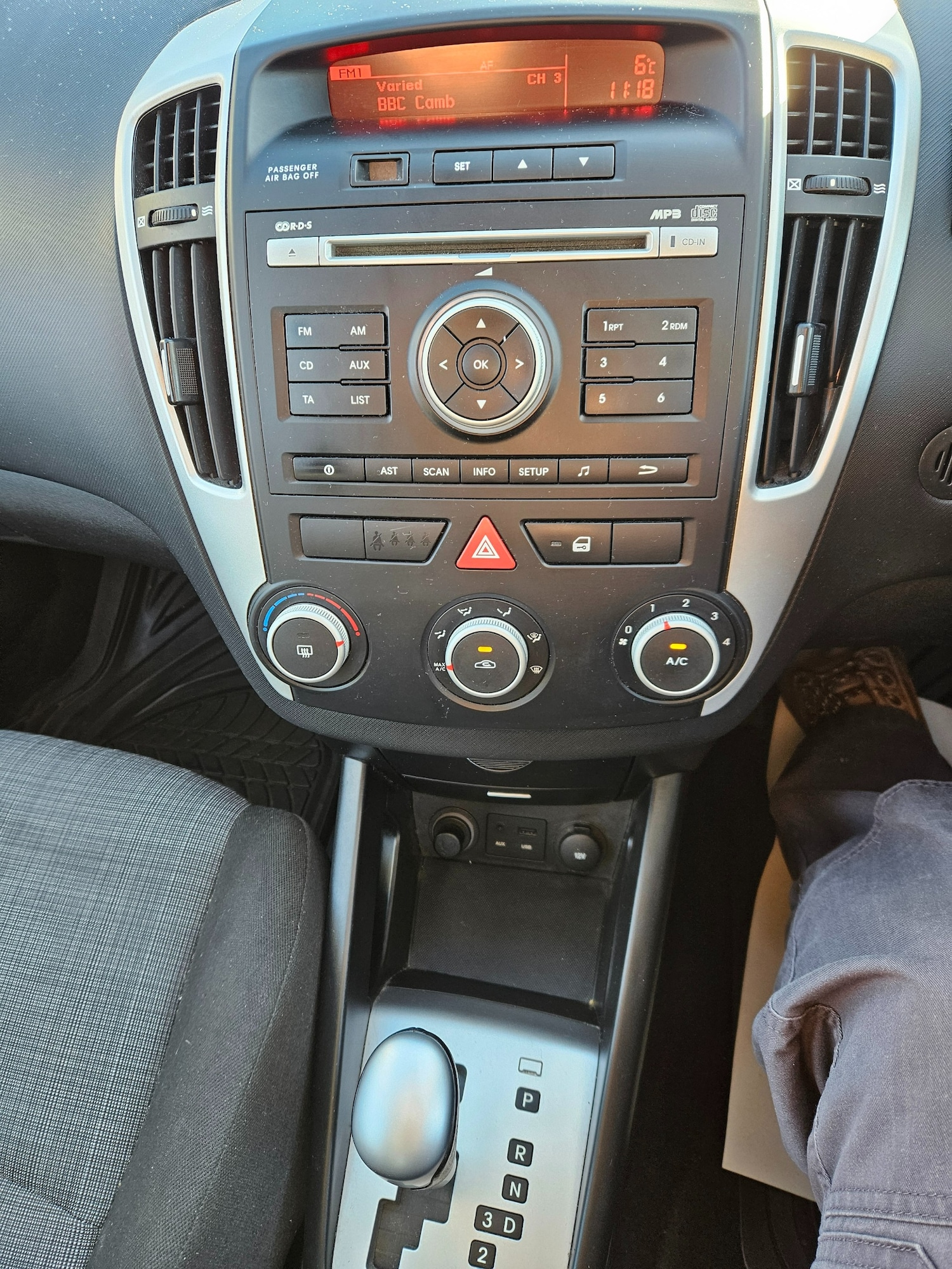 Used Kia Ceed 2010 for sale - 76895285: Photo 11