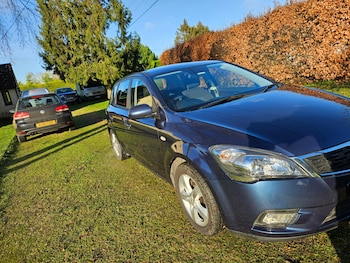 2010 (60) - 1.6 2 5dr Auto
