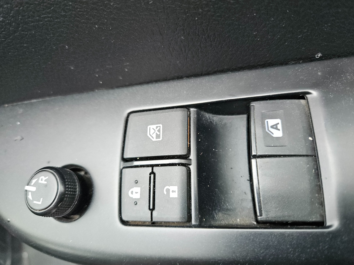 Used Toyota Hilux 2020 for sale - 77653030: Photo 13