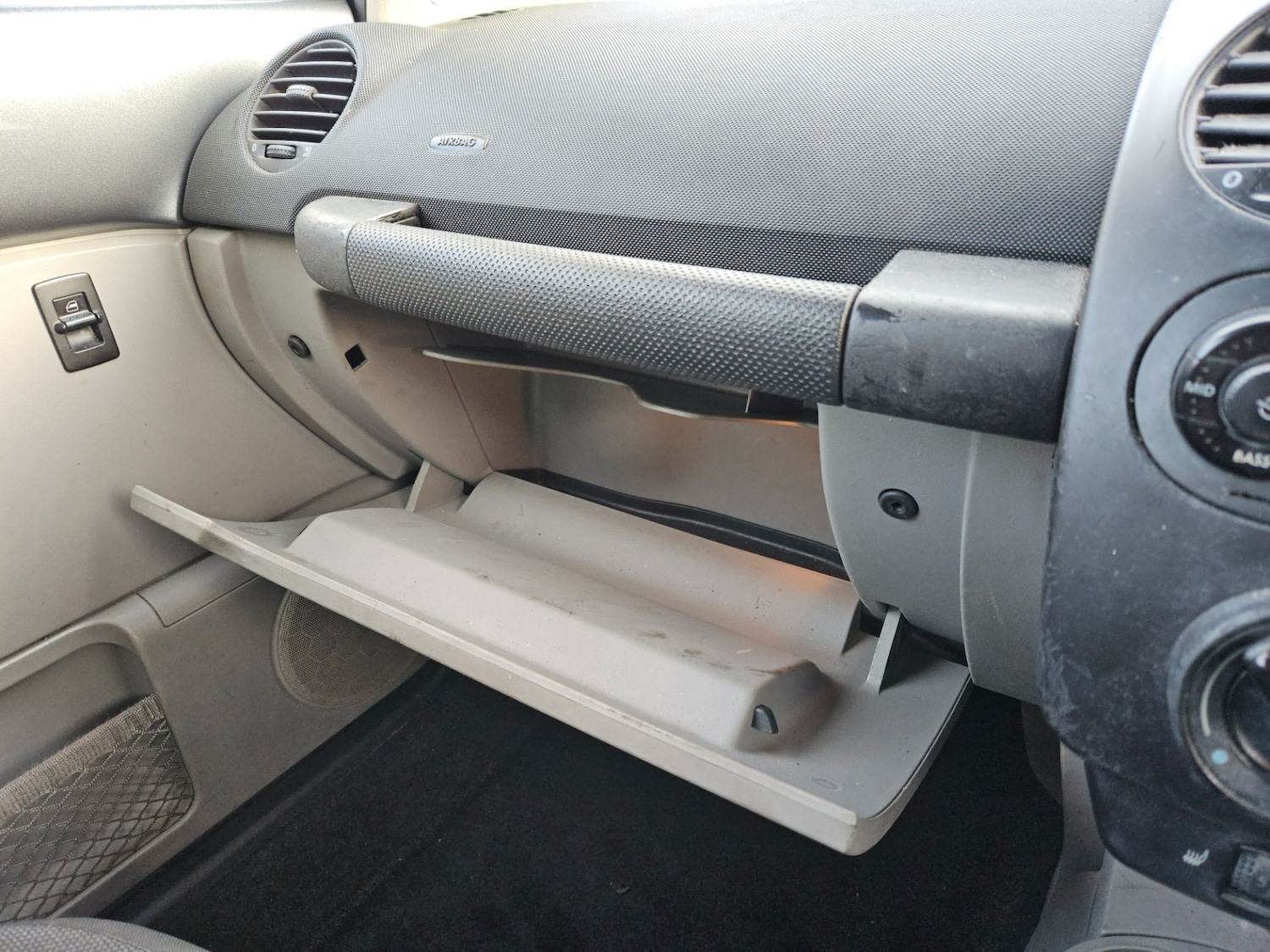 Used Volkswagen Beetle 2003 for sale - 76858697: Photo 13