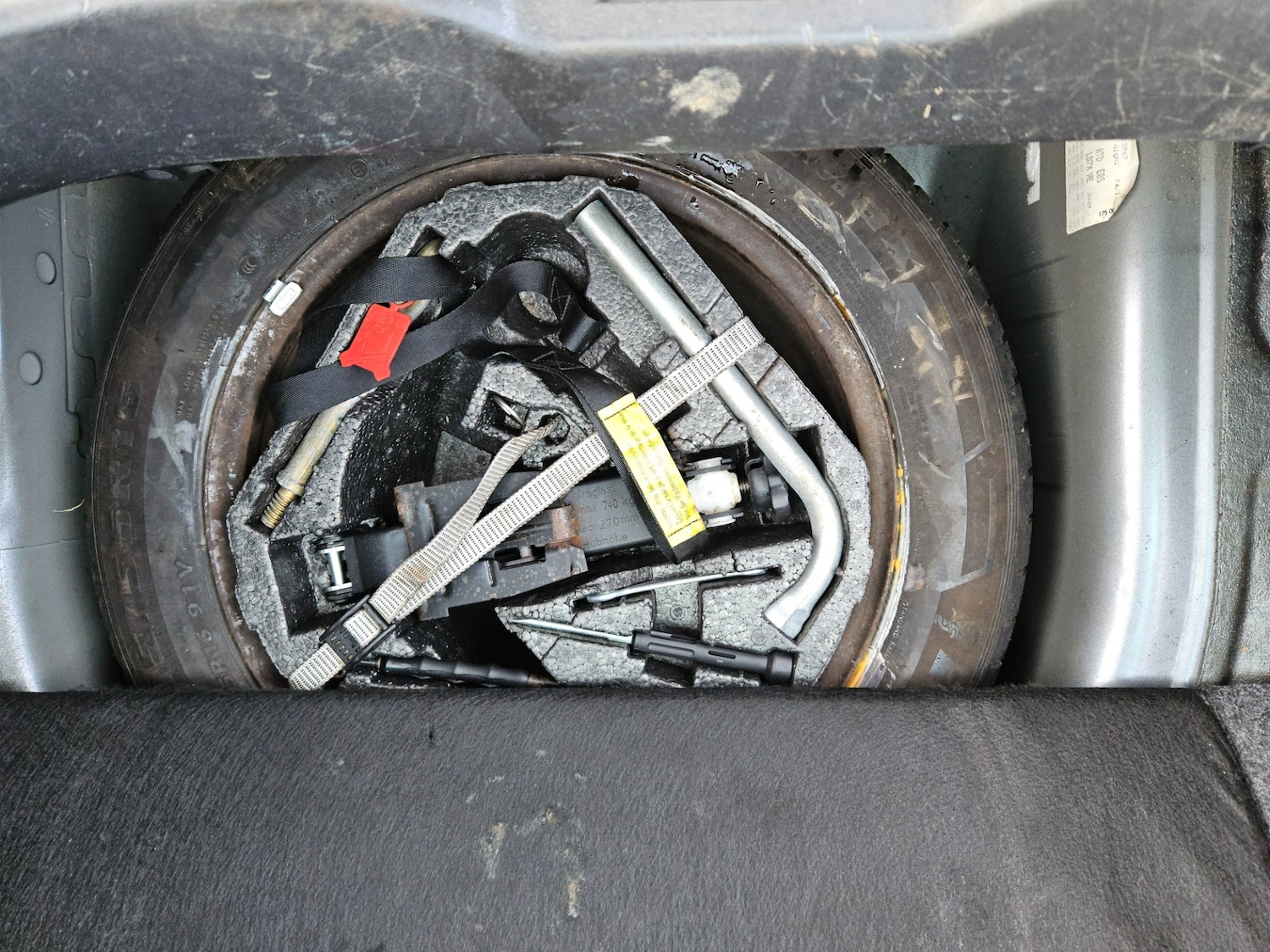 Used Volkswagen Beetle 2003 for sale - 76858697: Photo 23