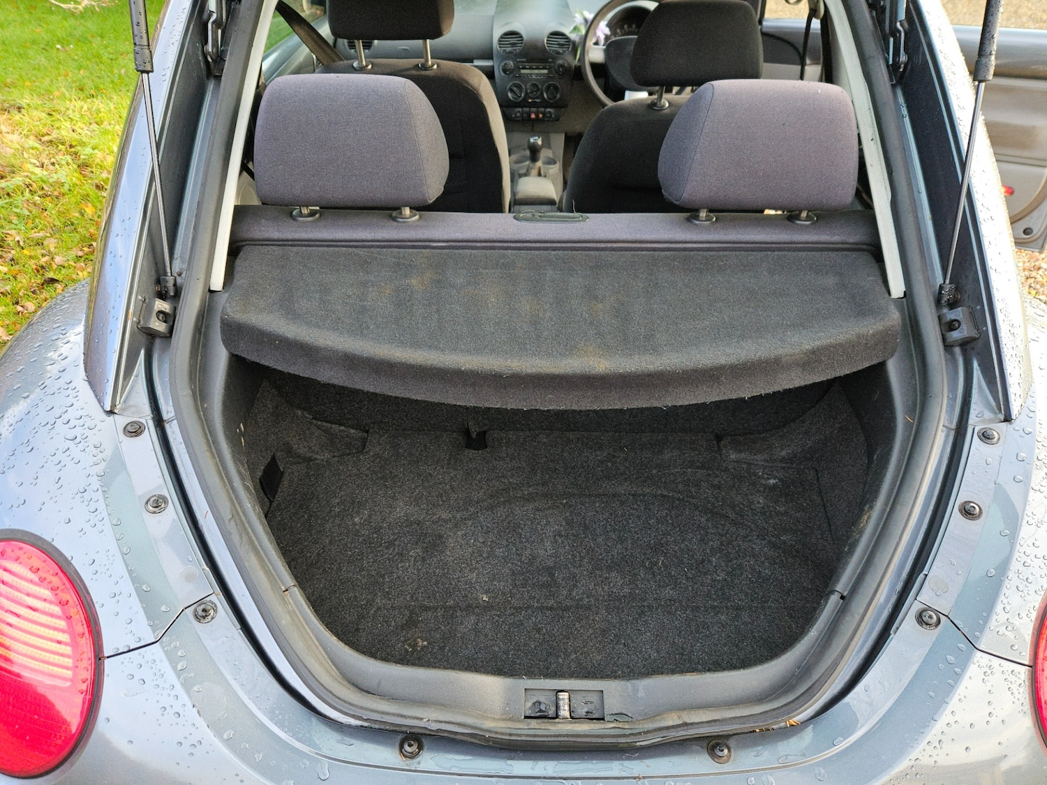 Used Volkswagen Beetle 2003 for sale - 76858697: Photo 5