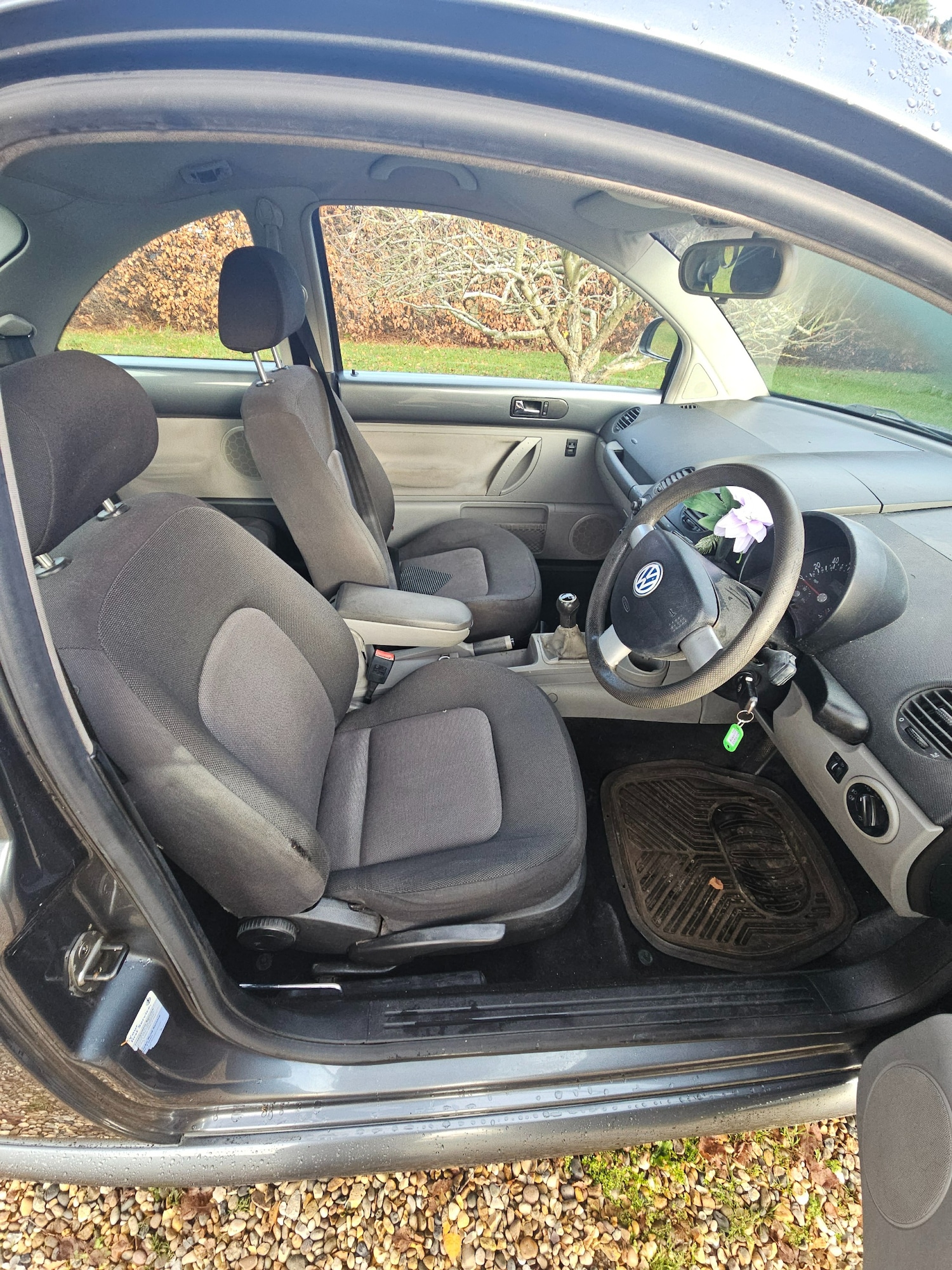 Used Volkswagen Beetle 2003 for sale - 76858697: Photo 7