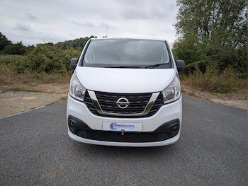 Used Nissan NV300 2018 for sale - 79571234: Photo