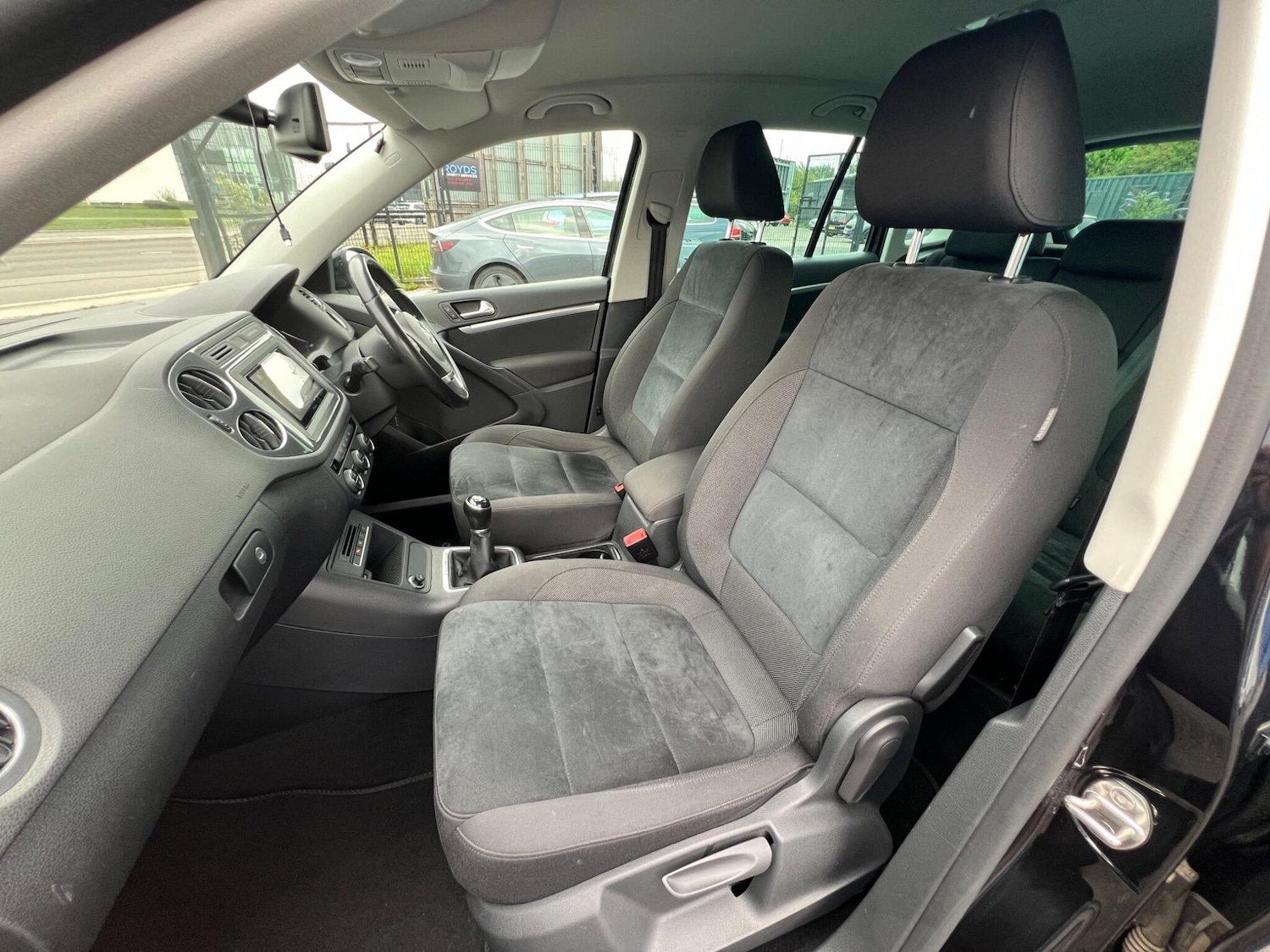 Used Volkswagen Tiguan for sale - 76473933: Photo 17