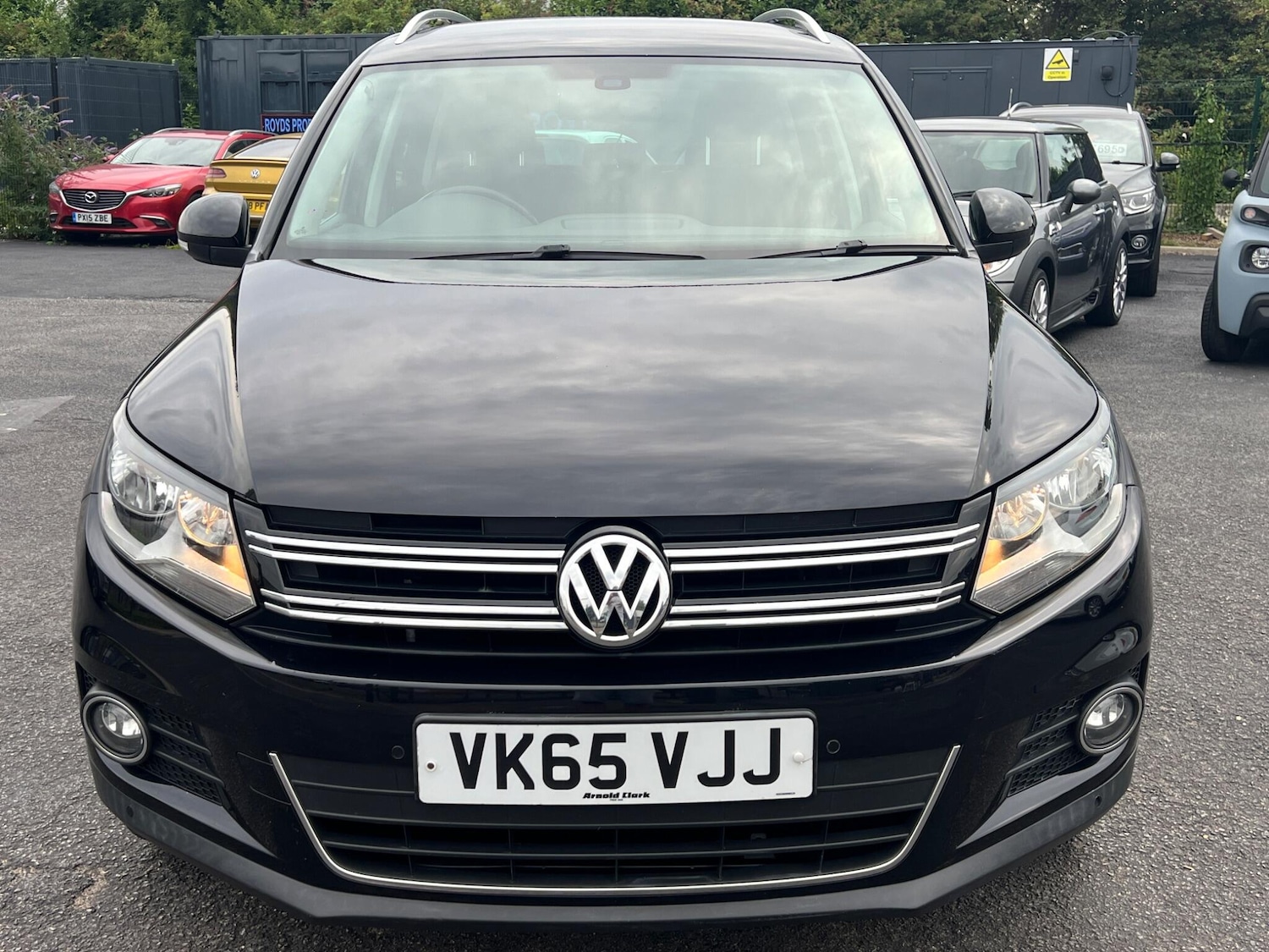 Used Volkswagen Tiguan for sale - 76473933: Photo 3