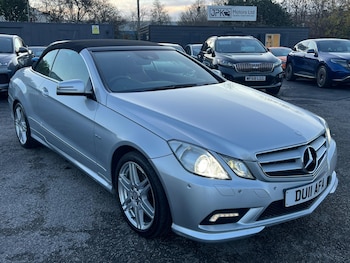 Used Mercedes-Benz E Class 2011 for sale - 76898598: Photo