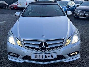 Used Mercedes-Benz E Class 2011 for sale - 76898598: Photo