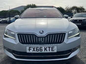 Used Skoda Superb 2016 for sale - 76991676: Photo