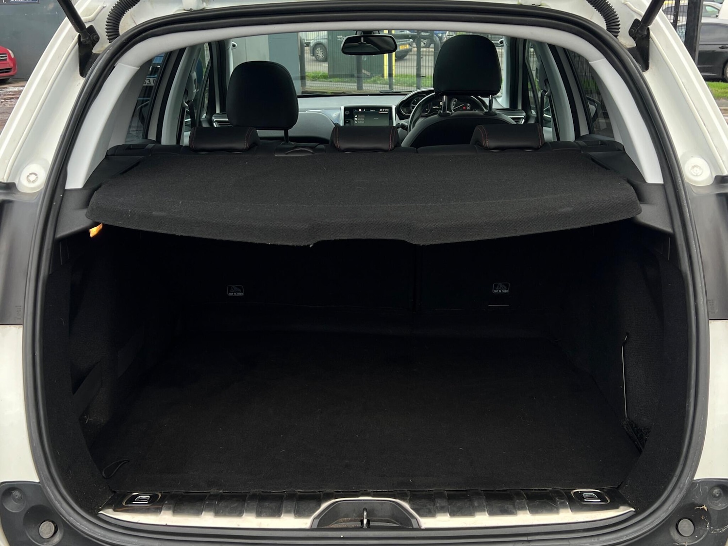 Used Peugeot 2008 2018 for sale - 76597180: Photo 15