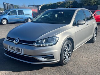 Used Volkswagen Golf 2019 for sale - 78334793: Photo