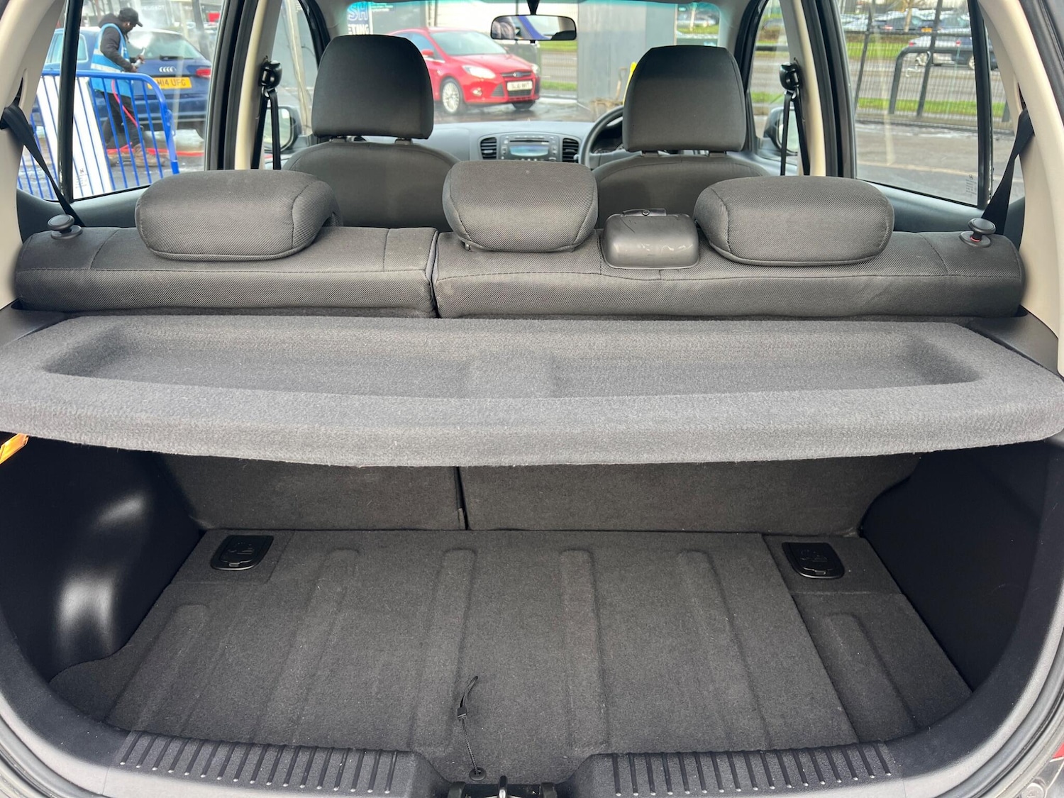 Used Hyundai i10 2013 for sale - 77116608: Photo 15