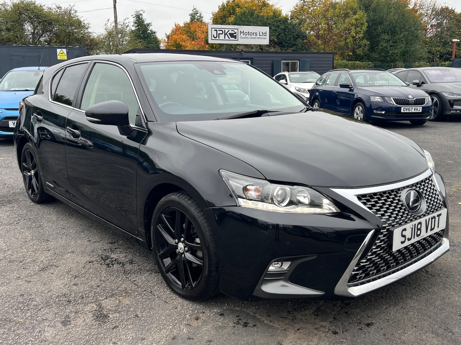Used Lexus CT 2018 for sale - 76295612: Photo 2