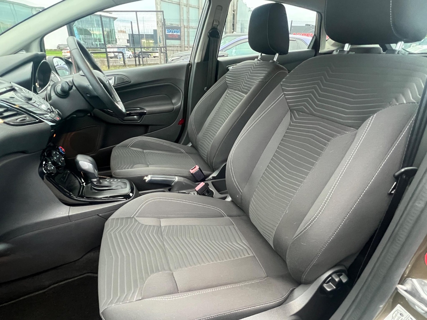 Used Ford Fiesta 2014 for sale - 77116610: Photo 13