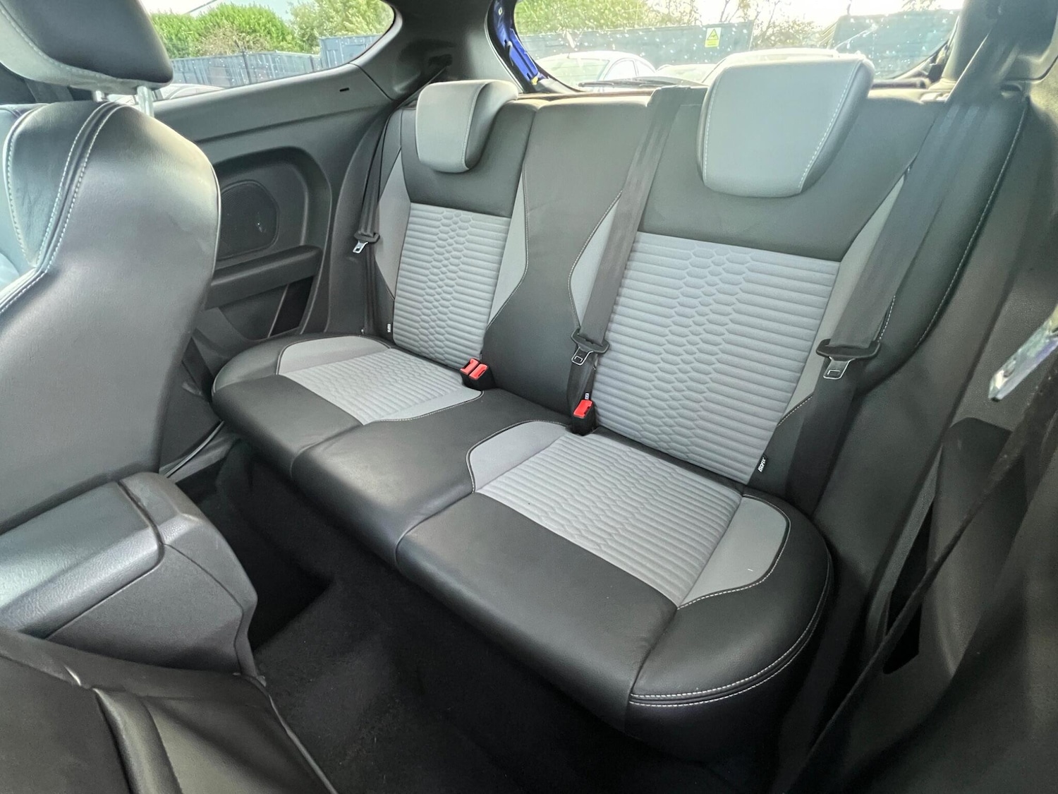 Used Ford Fiesta 2013 for sale - 76688533: Photo 20