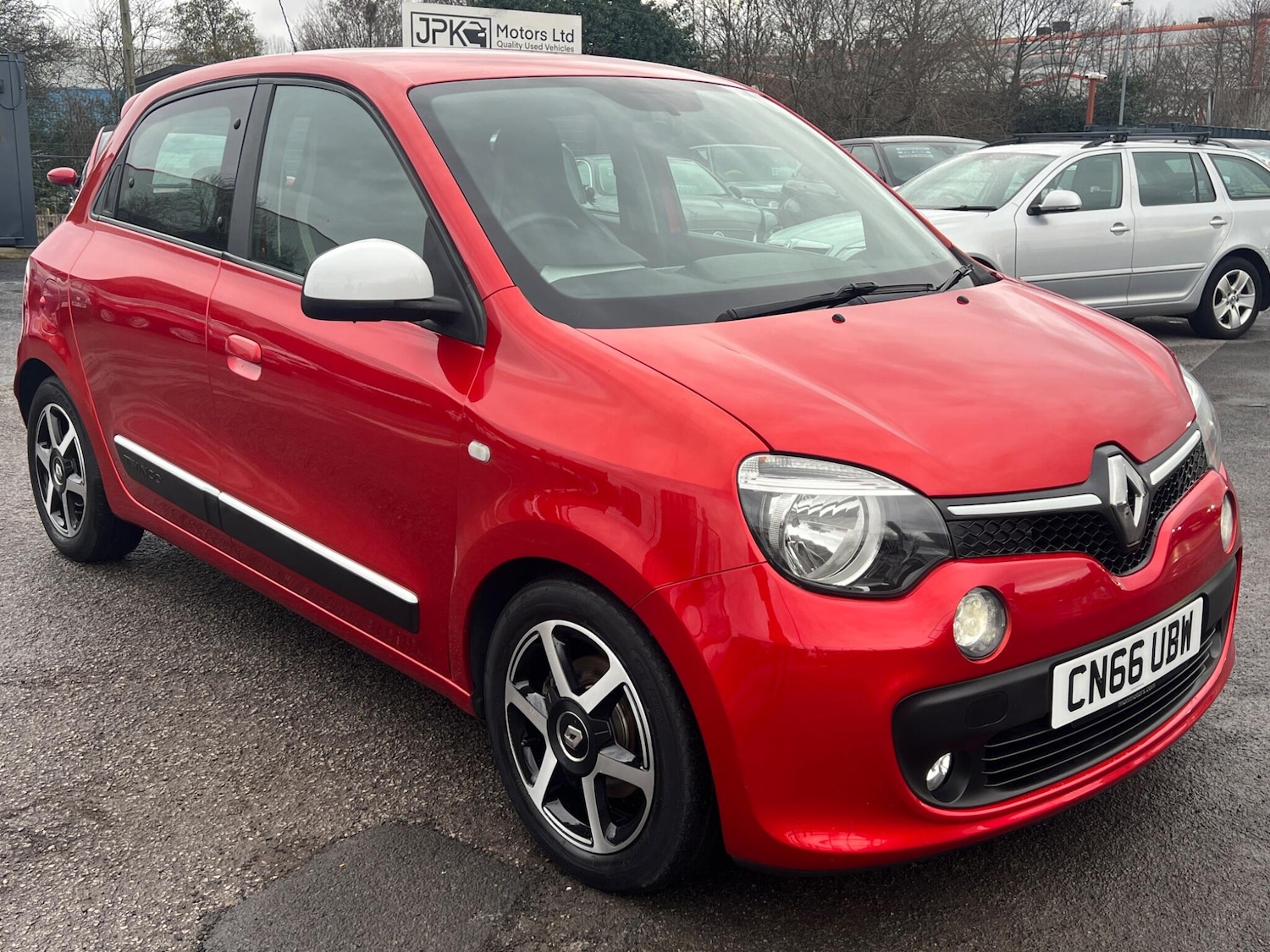 Used Renault Twingo for sale - 77684359: Photo 2