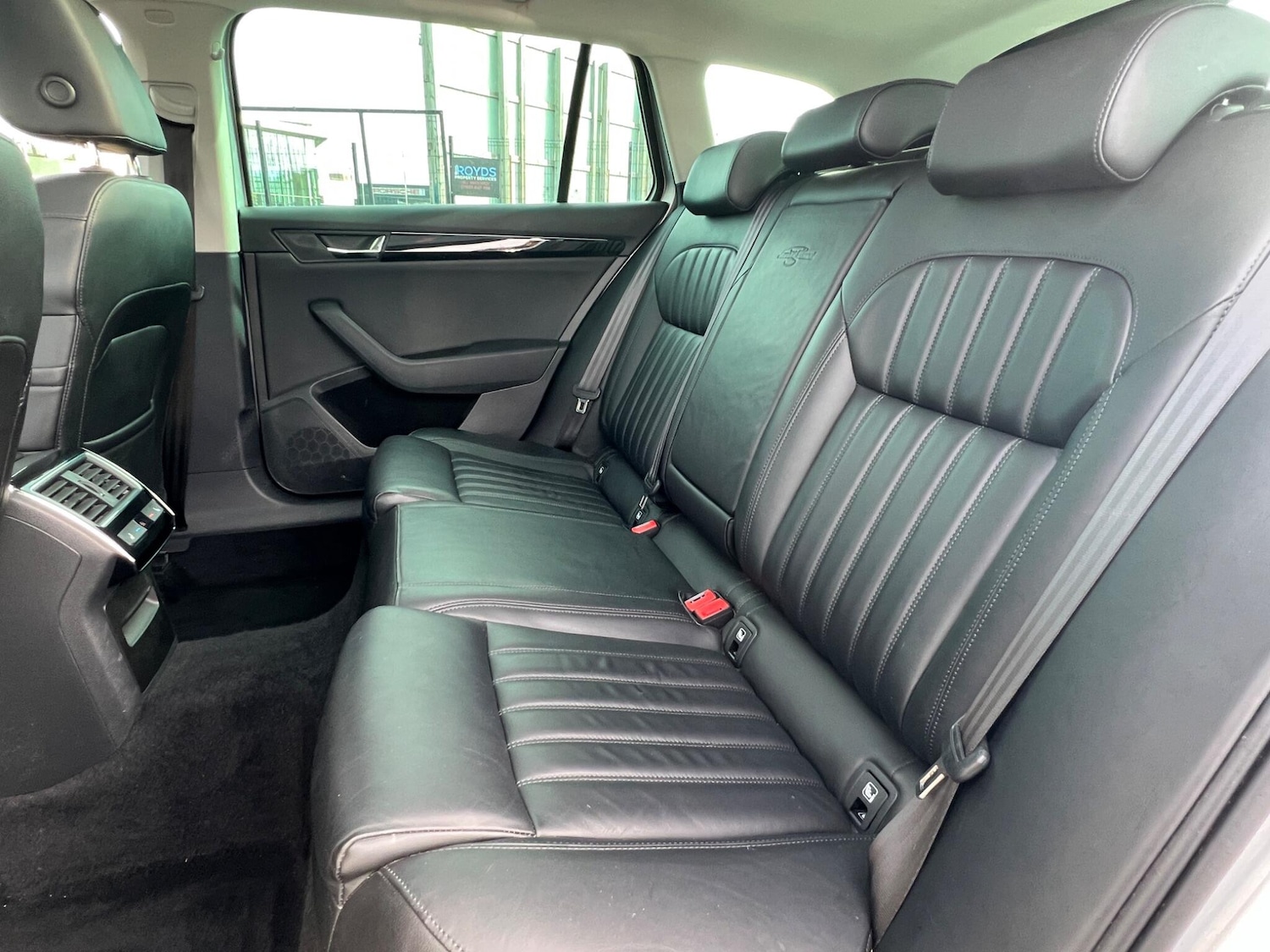 Used Skoda Superb 2016 for sale - 76377277: Photo 15