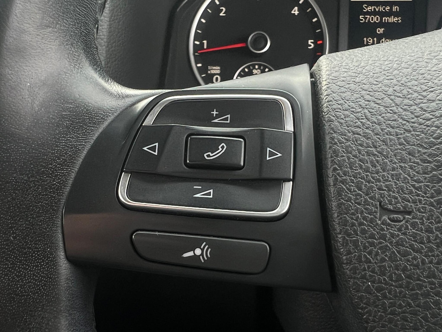 Used Volkswagen Tiguan for sale - 78136378: Photo 25