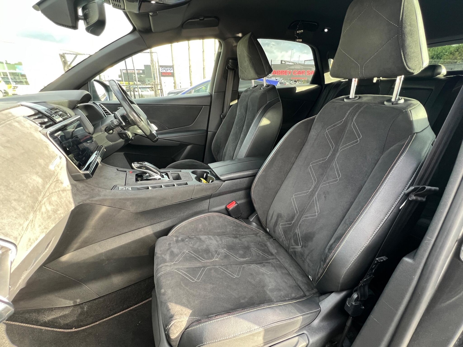 Used DS Automobiles DS 7 Crossback 2018 for sale - 76397887: Photo 15