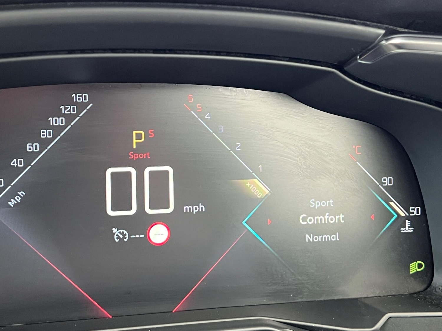 Used DS Automobiles DS 7 Crossback 2018 for sale - 76397887: Photo 26