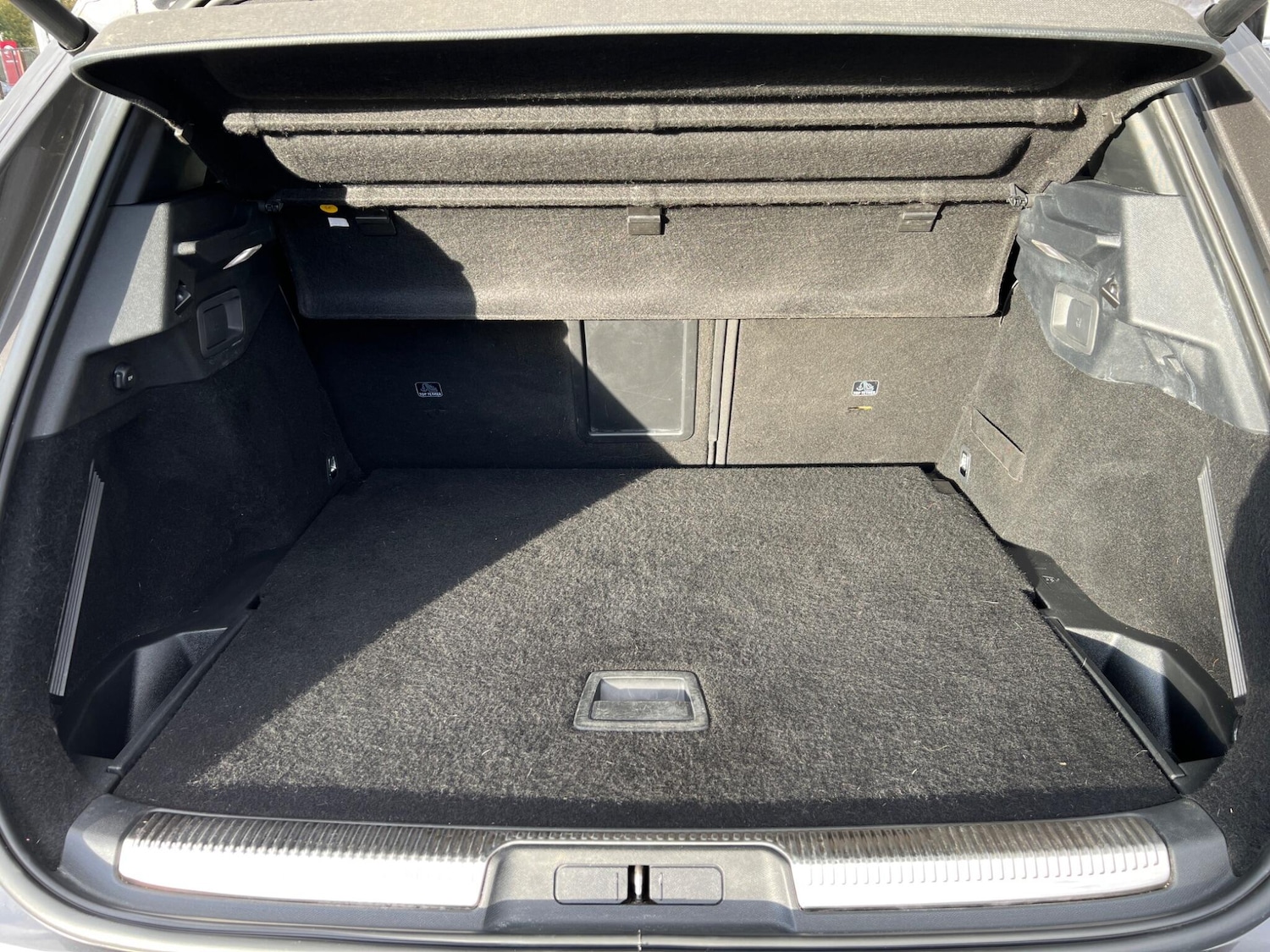 Used DS Automobiles DS 7 Crossback 2018 for sale - 76397887: Photo 32