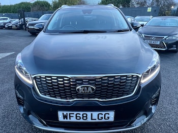 Used Kia Sorento 2018 for sale - 76832319: Photo
