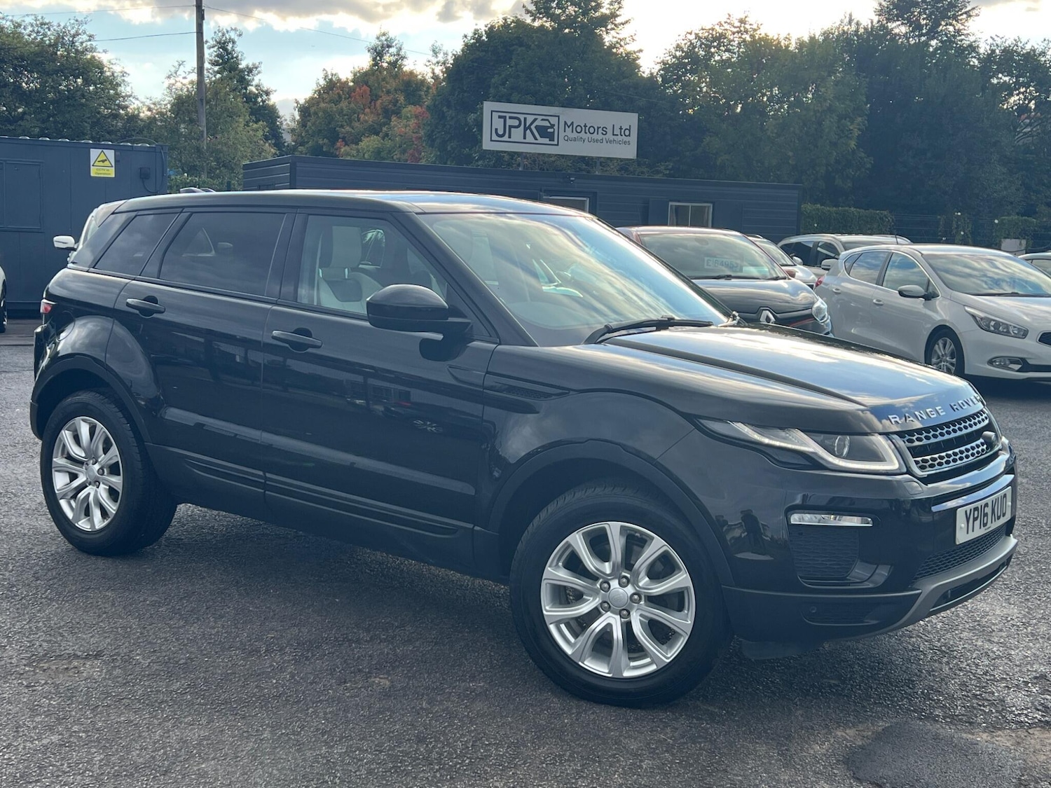 Used Land Rover Range Rover Evoque 2016 for sale - 76060456: Photo 1